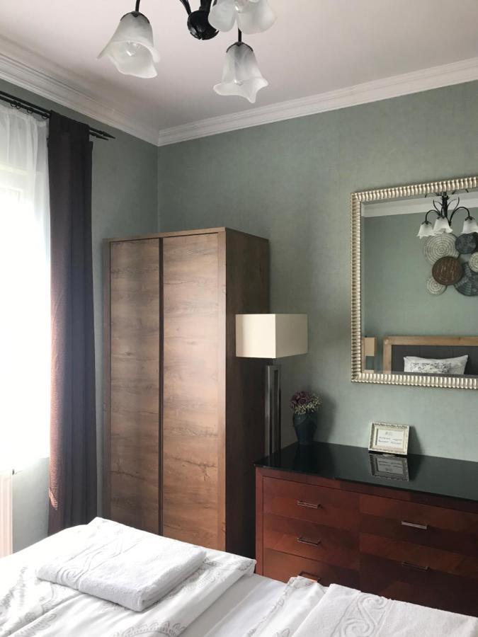 Eden Apartman Algyo Exterior foto